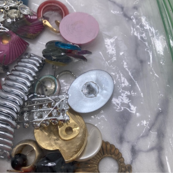 Jewelry Parts for Repair or Repurpose Earrings Rhinestones Etc - Picture 6 of 6